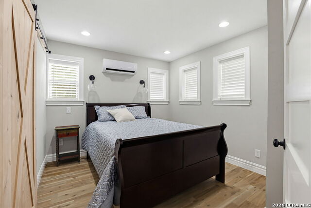 Image 38 of 50 For 213 Timber View