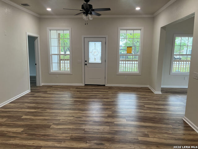 Image 10 of 13 For 312 Lavernia N