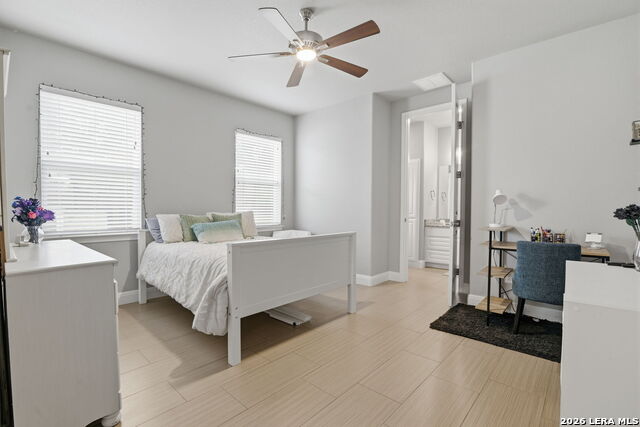 Image 21 of 32 For 104 Abrego Knoll Dr