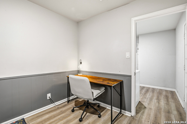 Image 29 of 40 For 100 Northcrest Dr