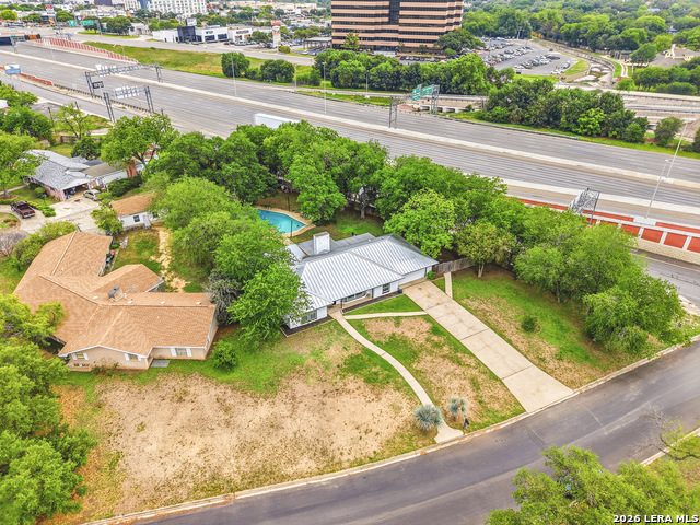 Image 37 of 40 For 100 Northcrest Dr