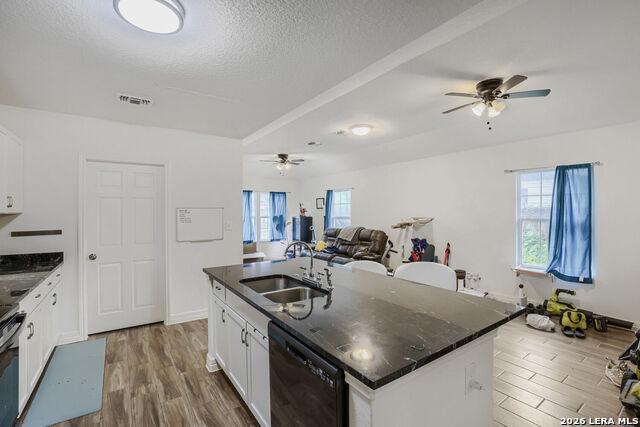 Image 11 of 29 For 367 Corliss  