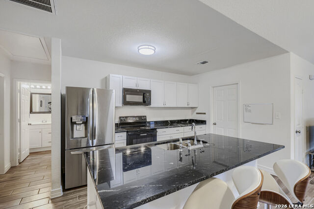 Image 13 of 29 For 367 Corliss  