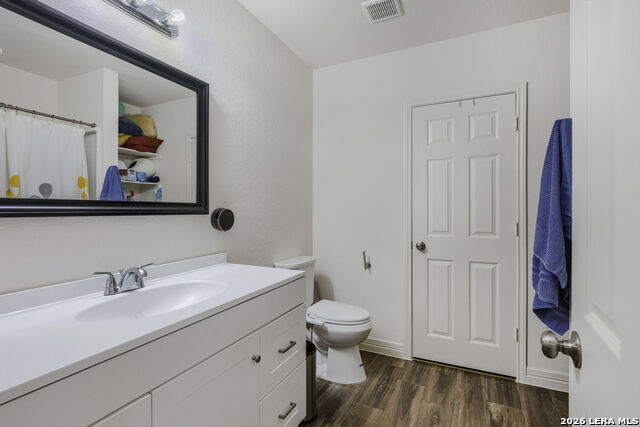 Image 20 of 29 For 367 Corliss  