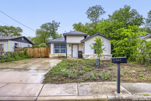 Image 3 of 29 For 367 Corliss  