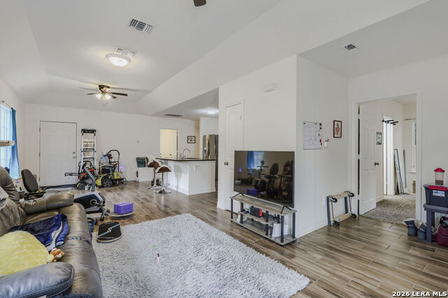 Image 8 of 29 For 367 Corliss  