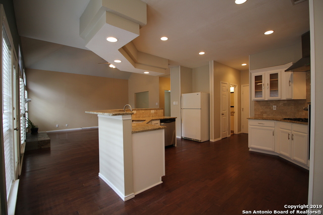 Image 5 of 18 For 12802 Aqua Valley