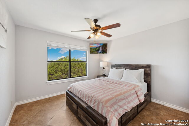 Image 16 of 39 For 632 Lasso Loop