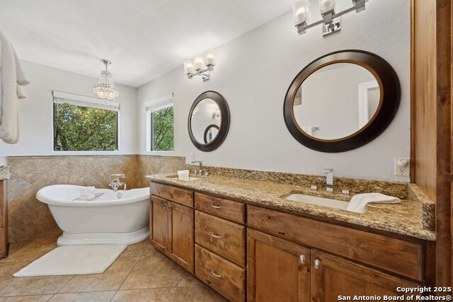 Image 19 of 39 For 632 Lasso Loop