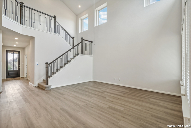 Listing photo id 1 for 9323 Quail Crest Drive