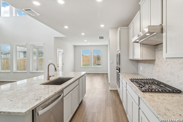 Listing photo id 4 for 9323 Quail Crest Drive