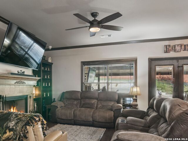 Image 16 of 62 For 1090 Grand Pass