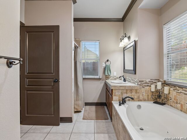 Image 24 of 62 For 1090 Grand Pass