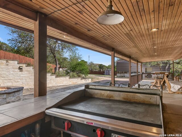 Image 32 of 62 For 1090 Grand Pass