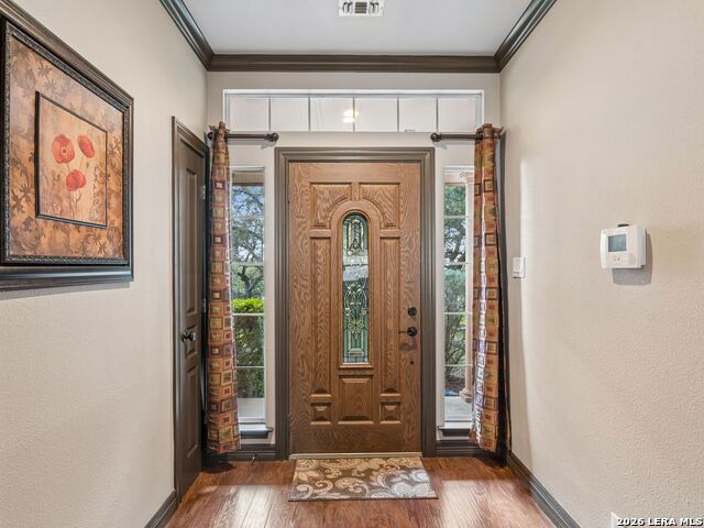 Image 7 of 62 For 1090 Grand Pass