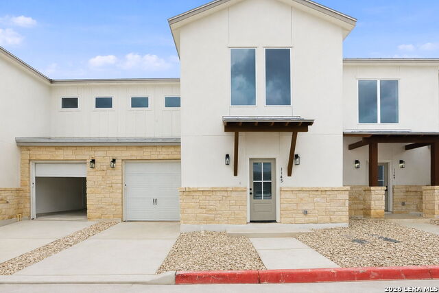 Image 2 of 19 For 1143 Paniolo Dr