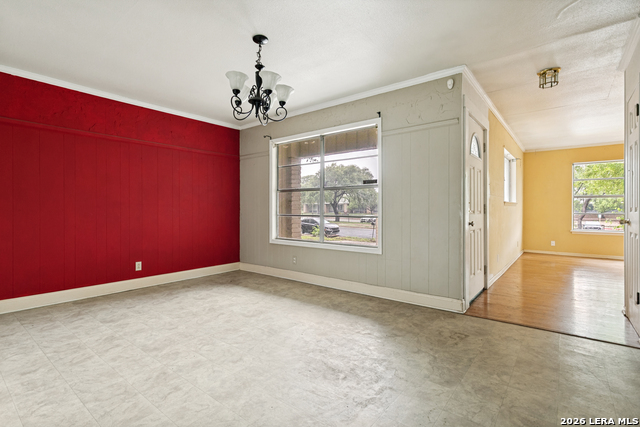 Image 12 of 35 For 622 Trafalgar Rd