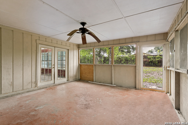 Image 28 of 35 For 622 Trafalgar Rd