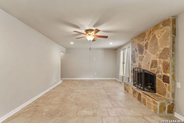 Image 14 of 36 For 8326 Delphian Dr