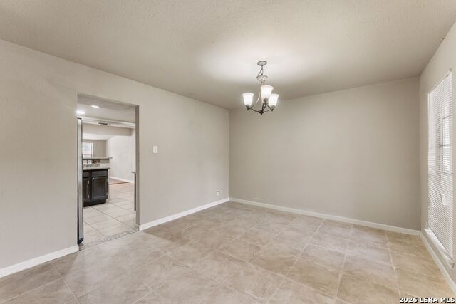 Image 19 of 36 For 8326 Delphian Dr