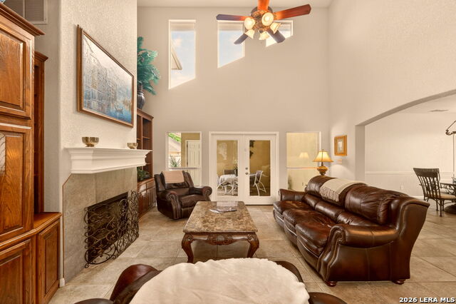 Image 16 of 56 For 2827 Meadow Breeze