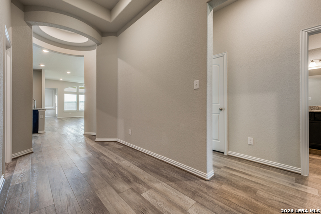 Image 2 of 12 For 204 Aspen Dr