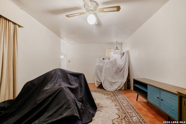 Image 11 of 22 For 129 Meadow Way