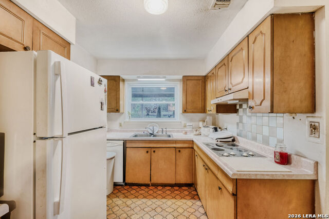 Image 5 of 22 For 129 Meadow Way