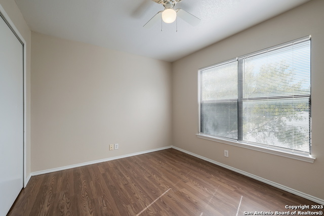 Image 10 of 20 For 86 Mclennan Oak