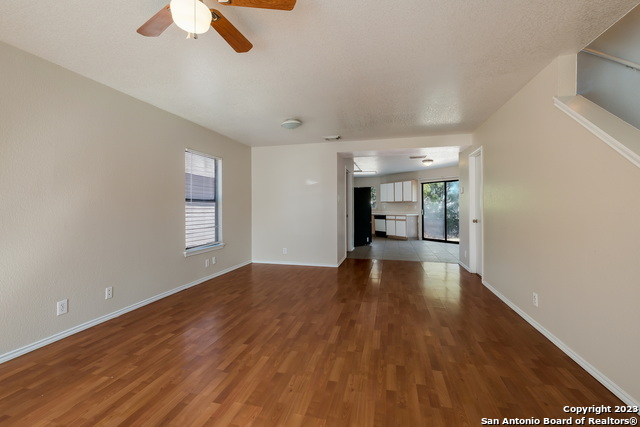 Image 3 of 20 For 86 Mclennan Oak