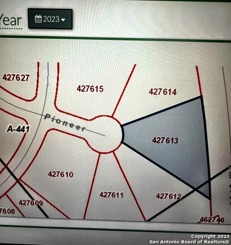 Image 2 of 21 For 313 Pioneer Crest