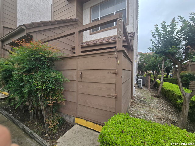 Details for 4107 Medical  7107, San Antonio, TX 78229
