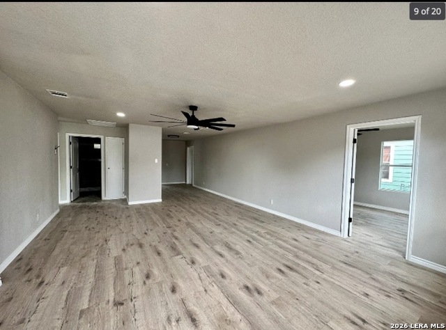 Image 11 of 19 For 5411 Clark  