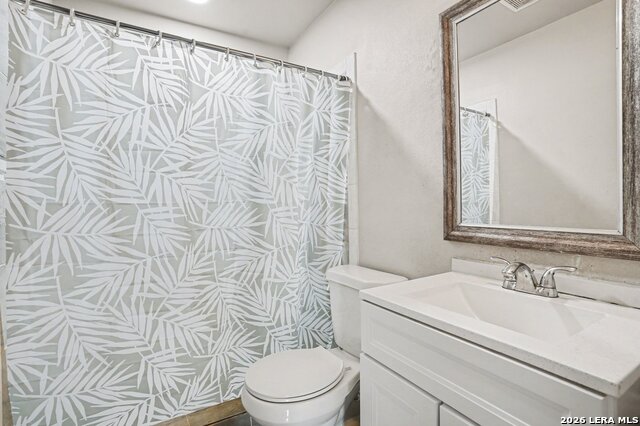 Image 12 of 19 For 5411 Clark  