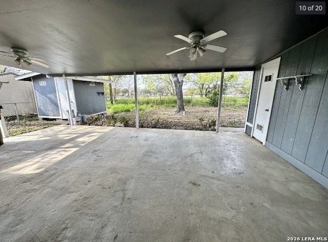 Image 7 of 19 For 5411 Clark  