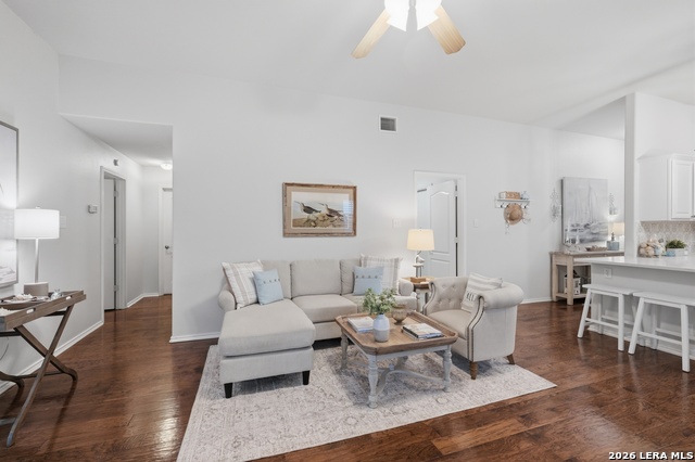 Image 4 of 18 For 6102 Wood Pass