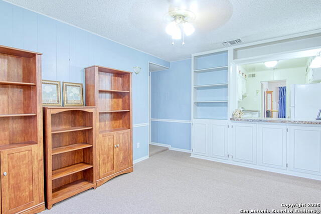 Listing photo id 19 for 323 Hatcher Ave