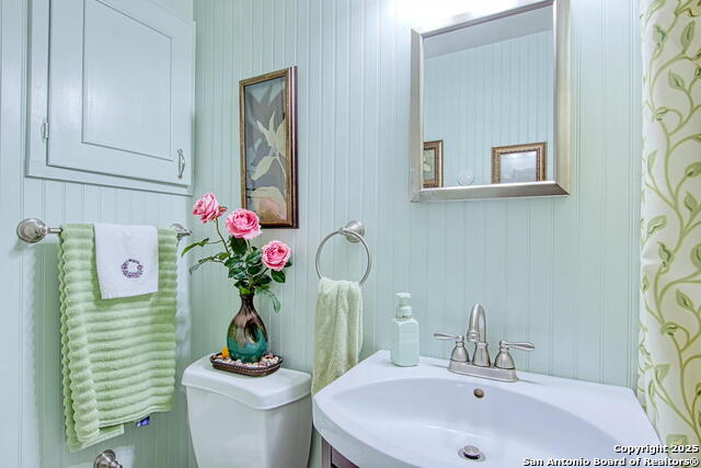 Listing photo id 28 for 323 Hatcher Ave