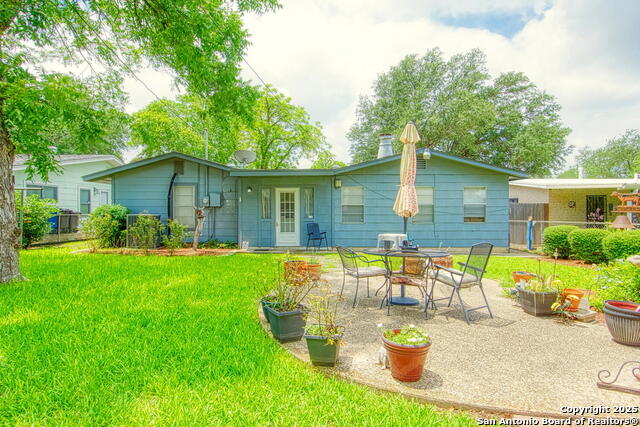 Listing photo id 41 for 323 Hatcher Ave