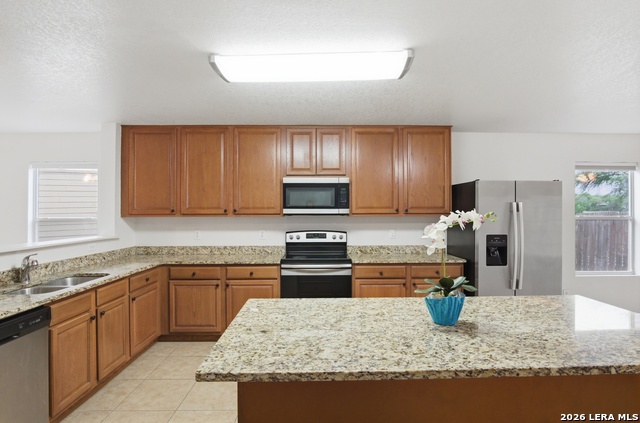 Image 4 of 21 For 9323 Spruce Crst