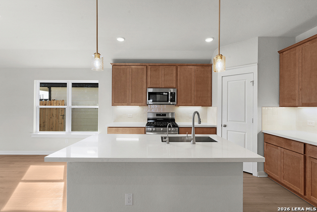 Image 4 of 31 For 140 Laurel Hike