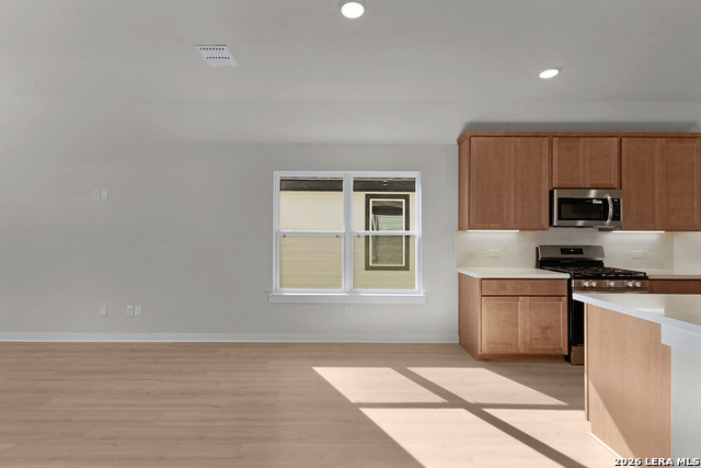 Image 6 of 31 For 140 Laurel Hike