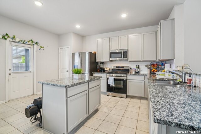 Image 10 of 50 For 8915 Portobello Way