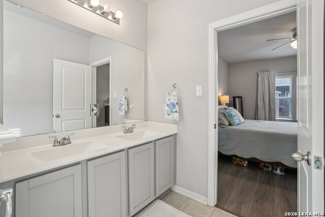 Image 23 of 50 For 8915 Portobello Way