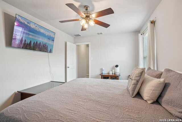 Image 29 of 50 For 8915 Portobello Way