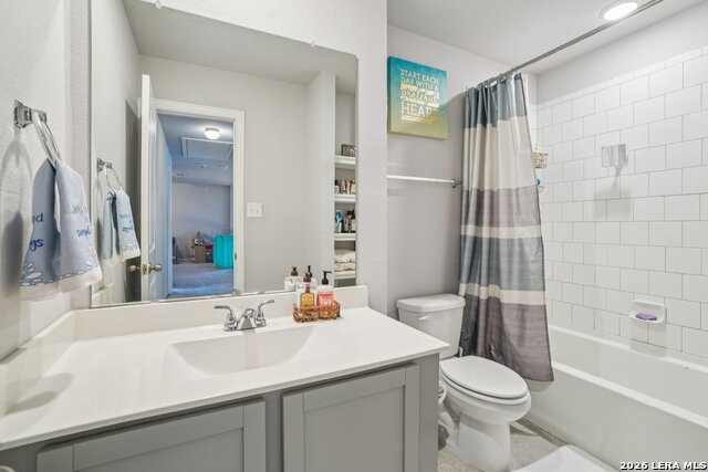 Image 33 of 50 For 8915 Portobello Way