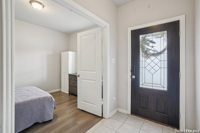 Image 4 of 50 For 8915 Portobello Way