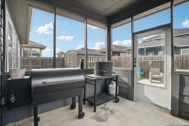 Image 42 of 50 For 8915 Portobello Way