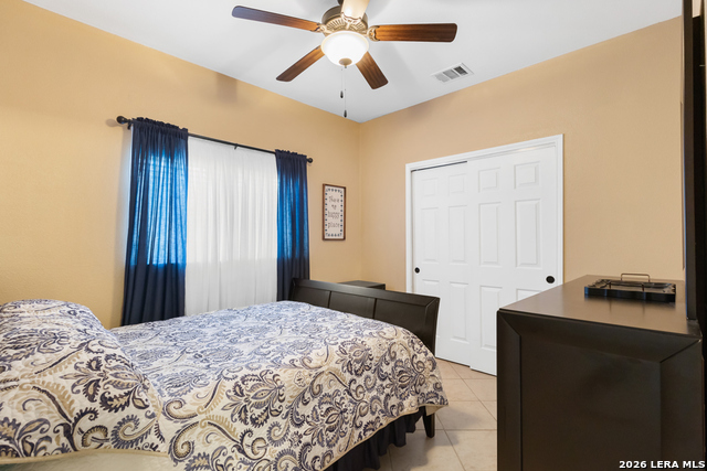 Image 30 of 36 For 823 Creek Pebble