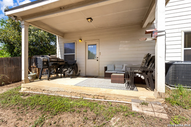 Image 34 of 36 For 823 Creek Pebble